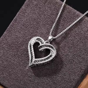 Elegant 925 Sterling Silver Heart Pendant Necklace